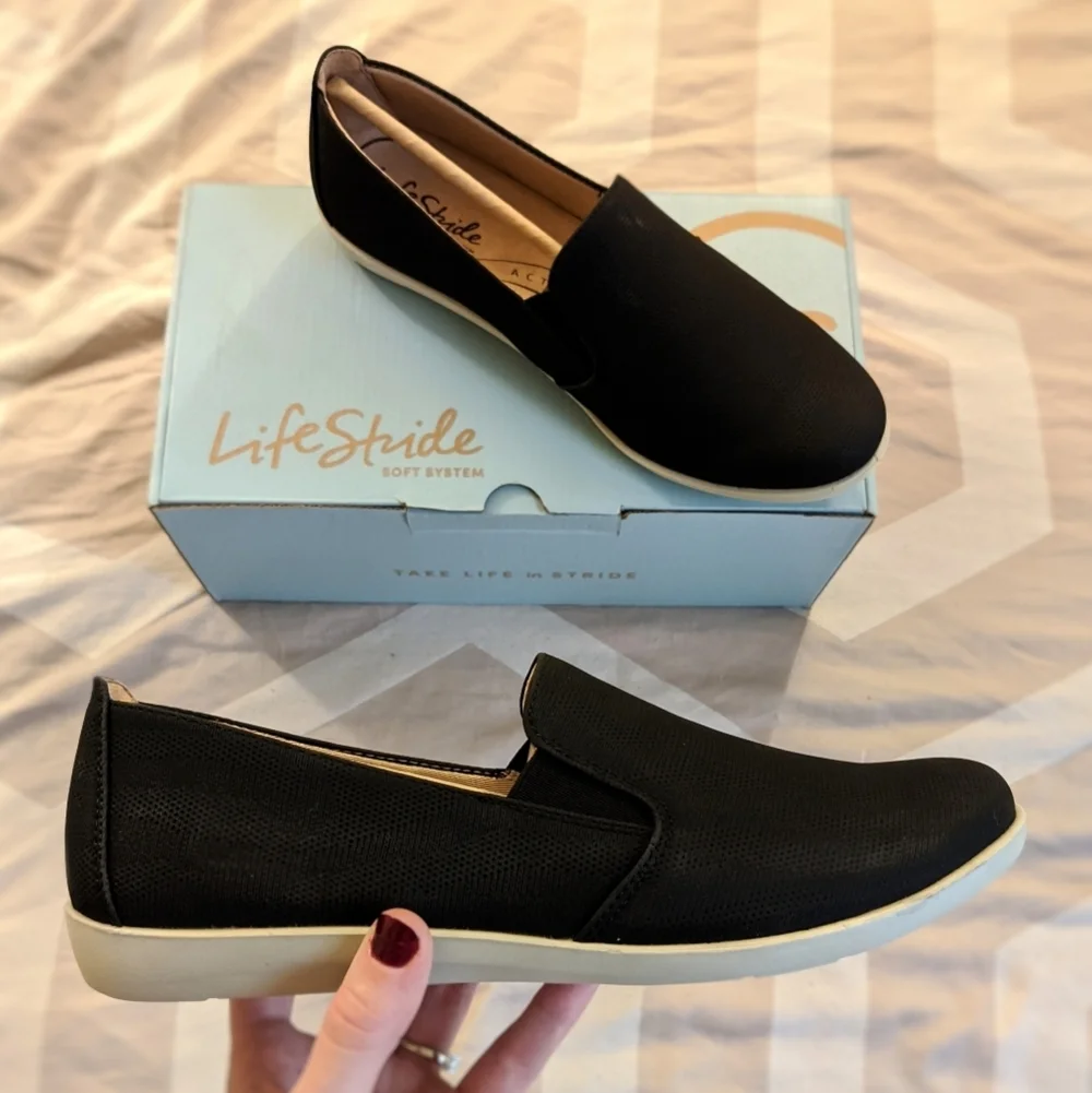 LifeStride Women's Neon Loafer